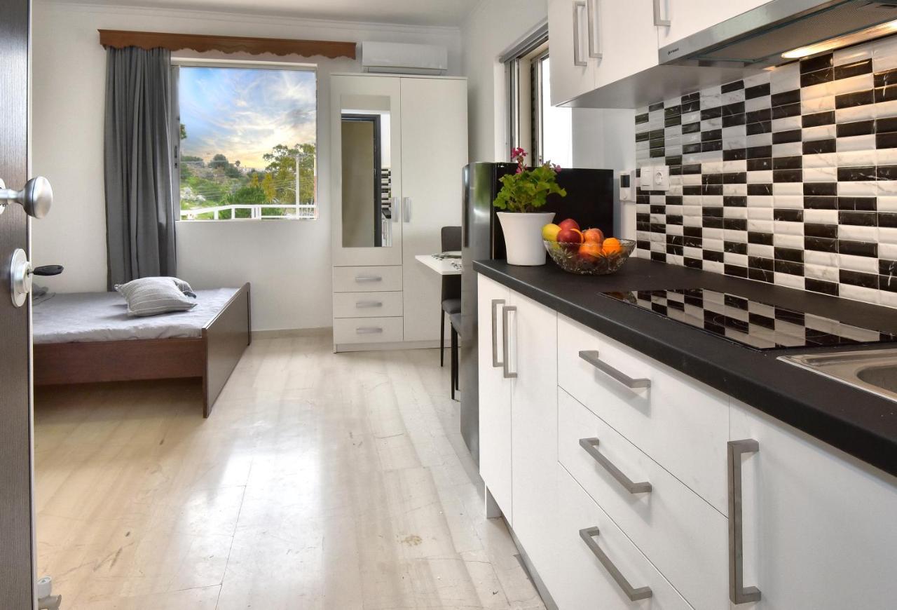 Cozy Bright Studio Атина Екстериор снимка